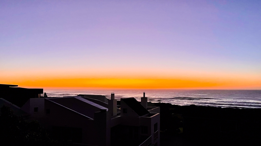 To Let 5 Bedroom Property for Rent in Southern Cross Western Cape